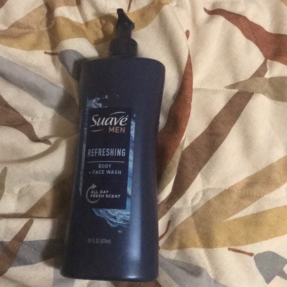 Suave men’s refreshing body wash